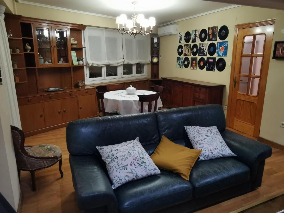 Comoda Vivienda En Huesca Ngoại thất bức ảnh