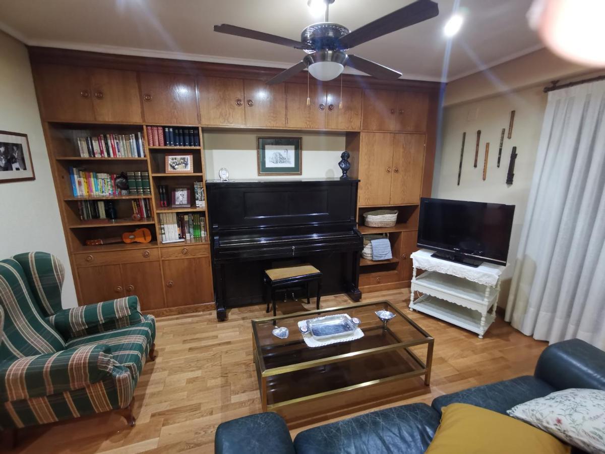 Comoda Vivienda En Huesca Ngoại thất bức ảnh